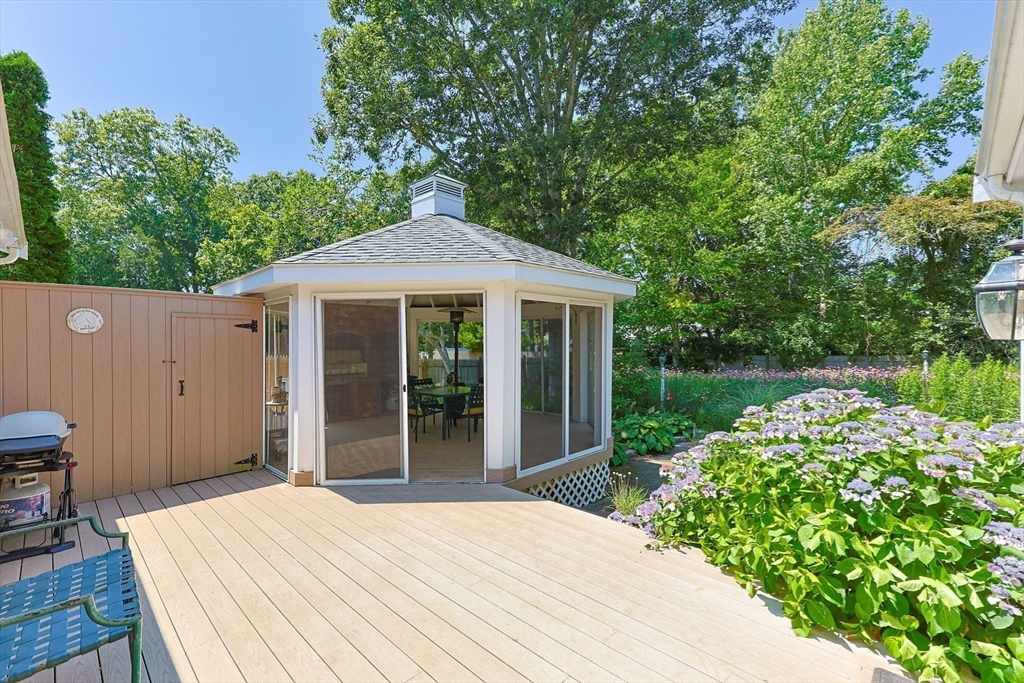 149 Sheaffer Rd