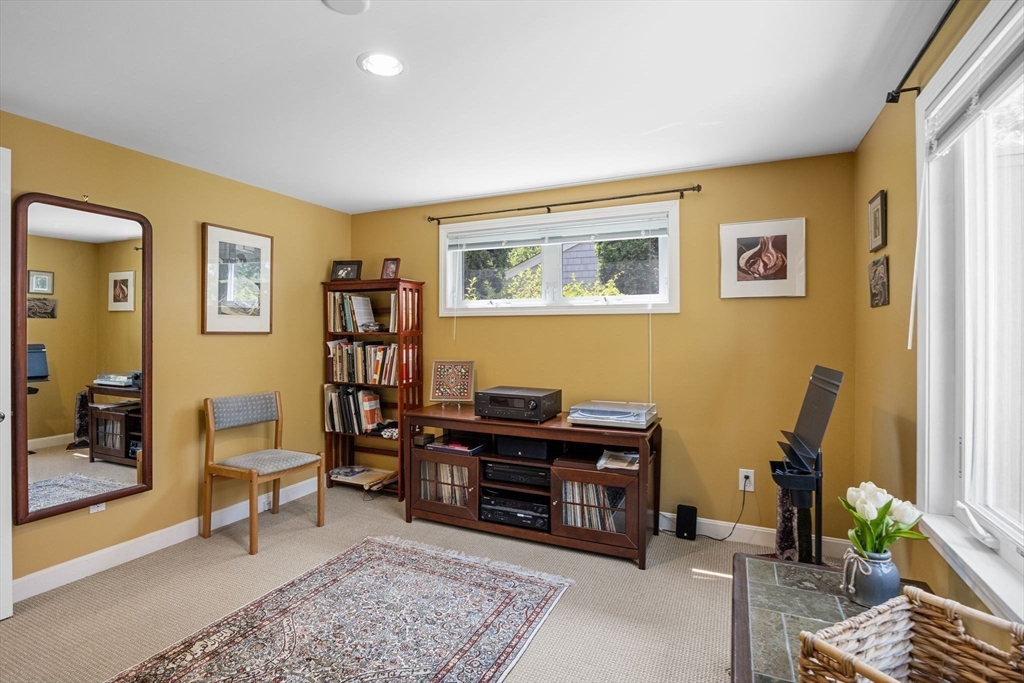 149 Sheaffer Rd