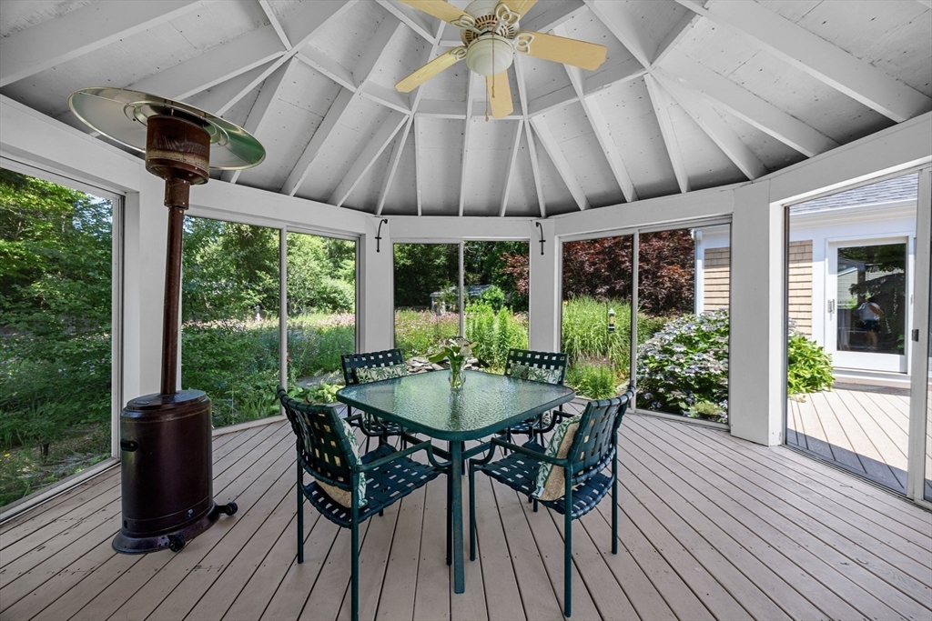 149 Sheaffer Rd
