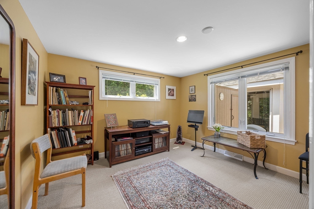 149 Sheaffer Rd