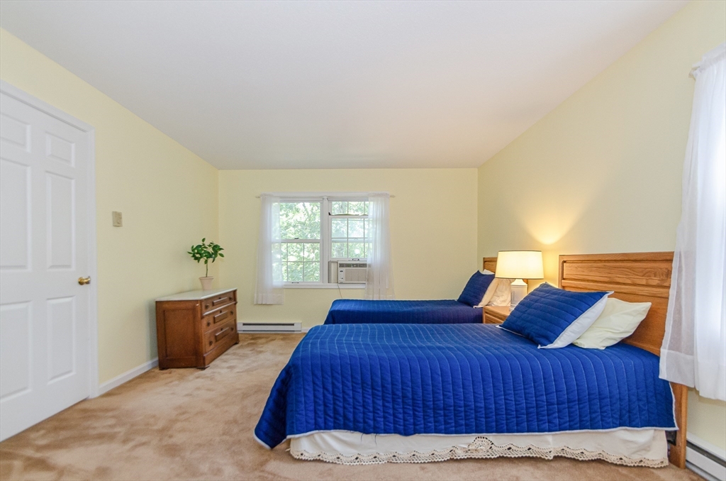 35 Meadow Haven Dr