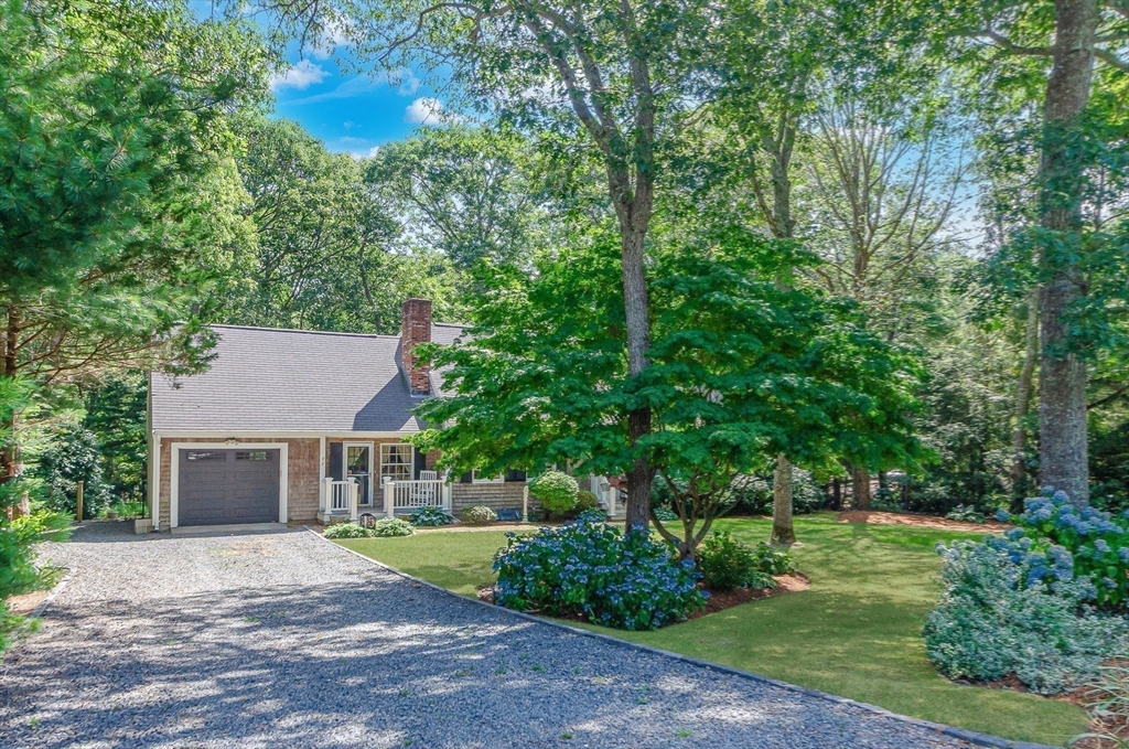 35 Meadow Haven Dr