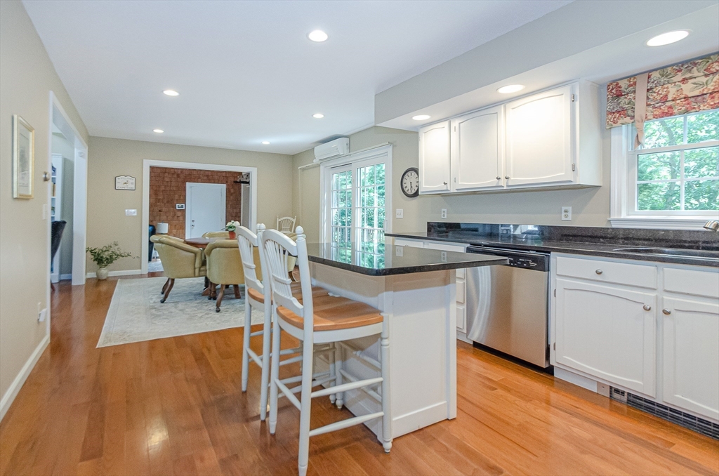 35 Meadow Haven Dr
