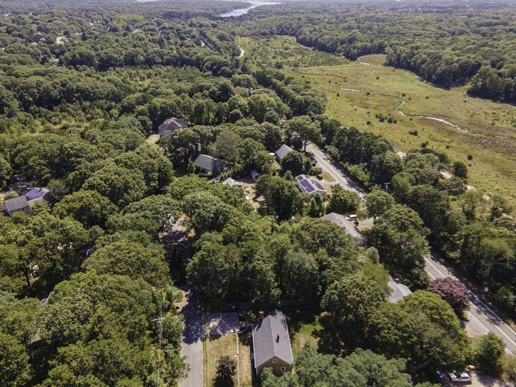 20 Veronica Ln
