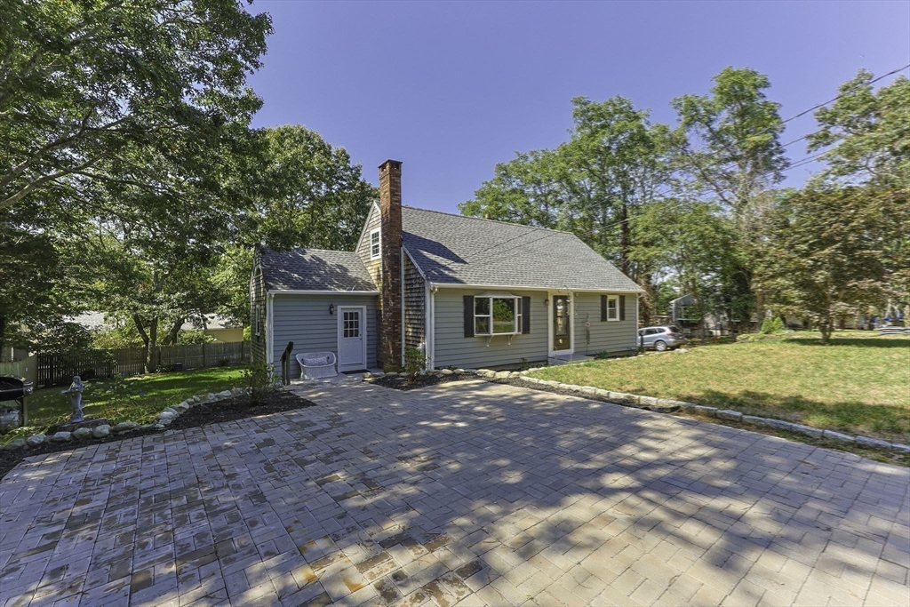 20 Veronica Ln
