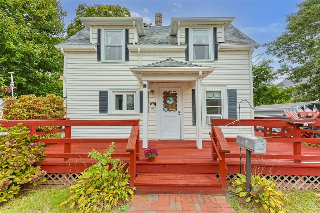 10 Warren Ave