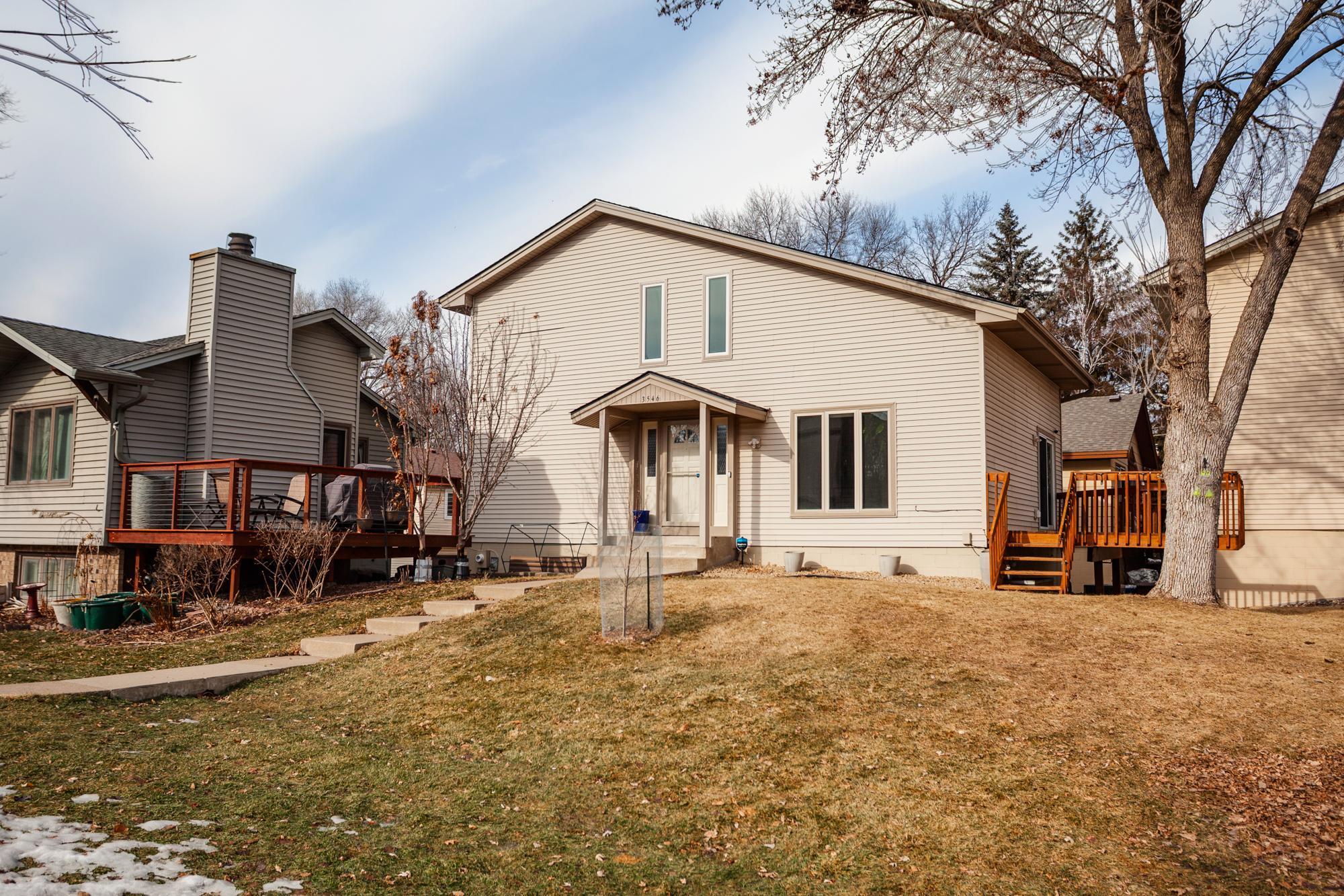 3546 Pilgrim Lane N