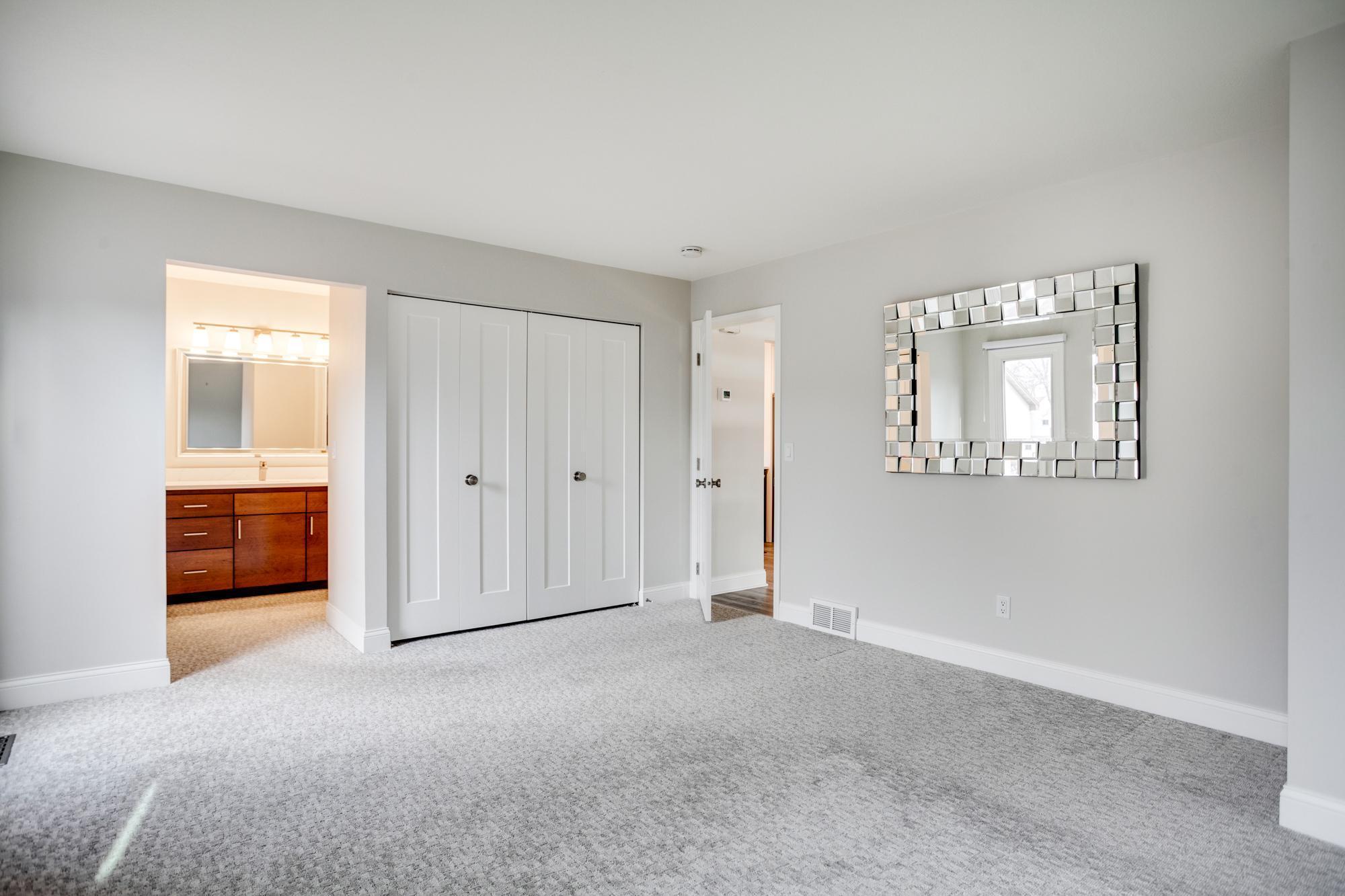 3546 Pilgrim Lane N