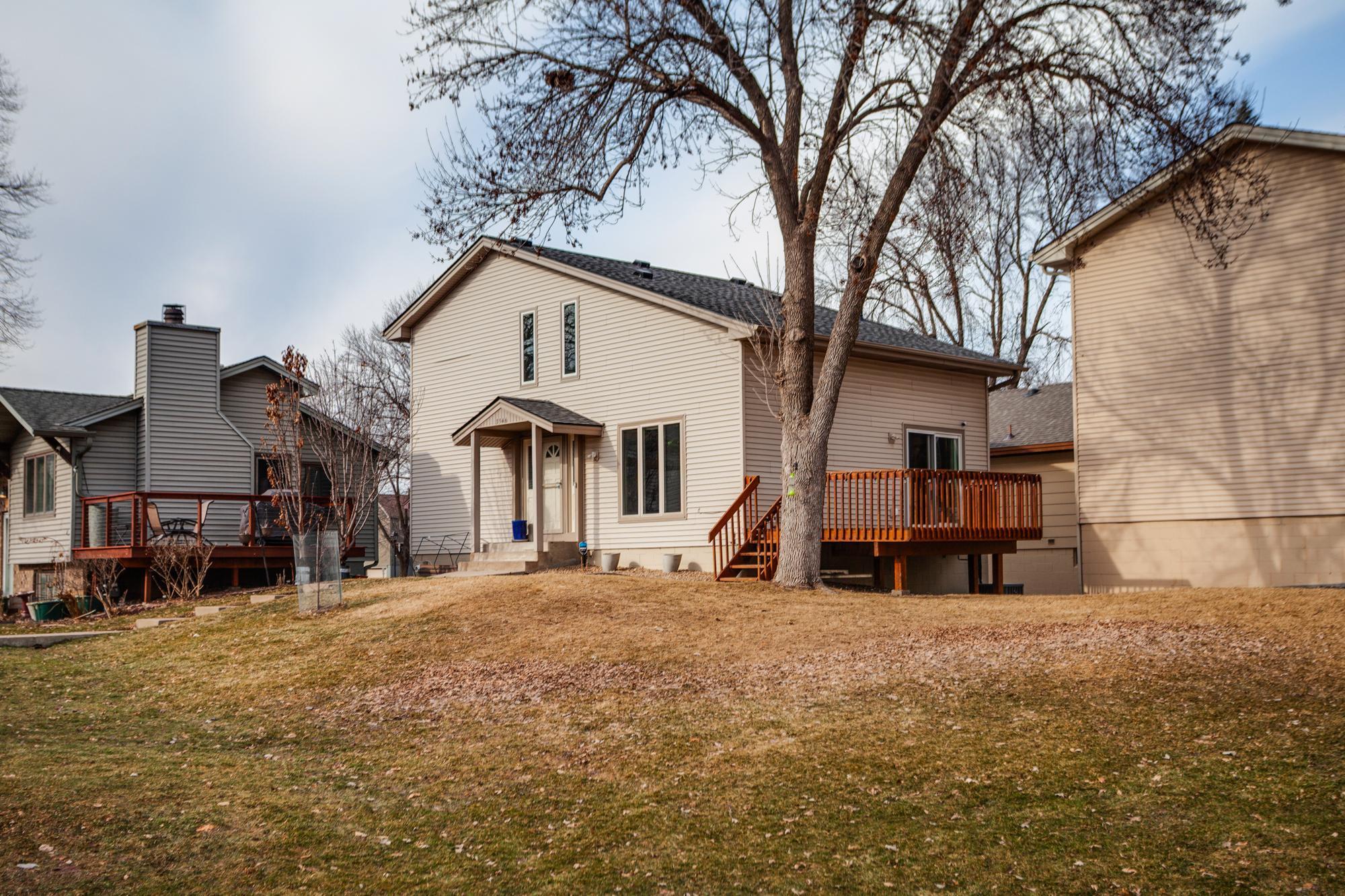 3546 Pilgrim Lane N