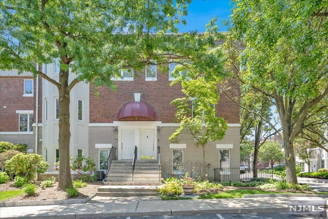 218 St Michaels Walk