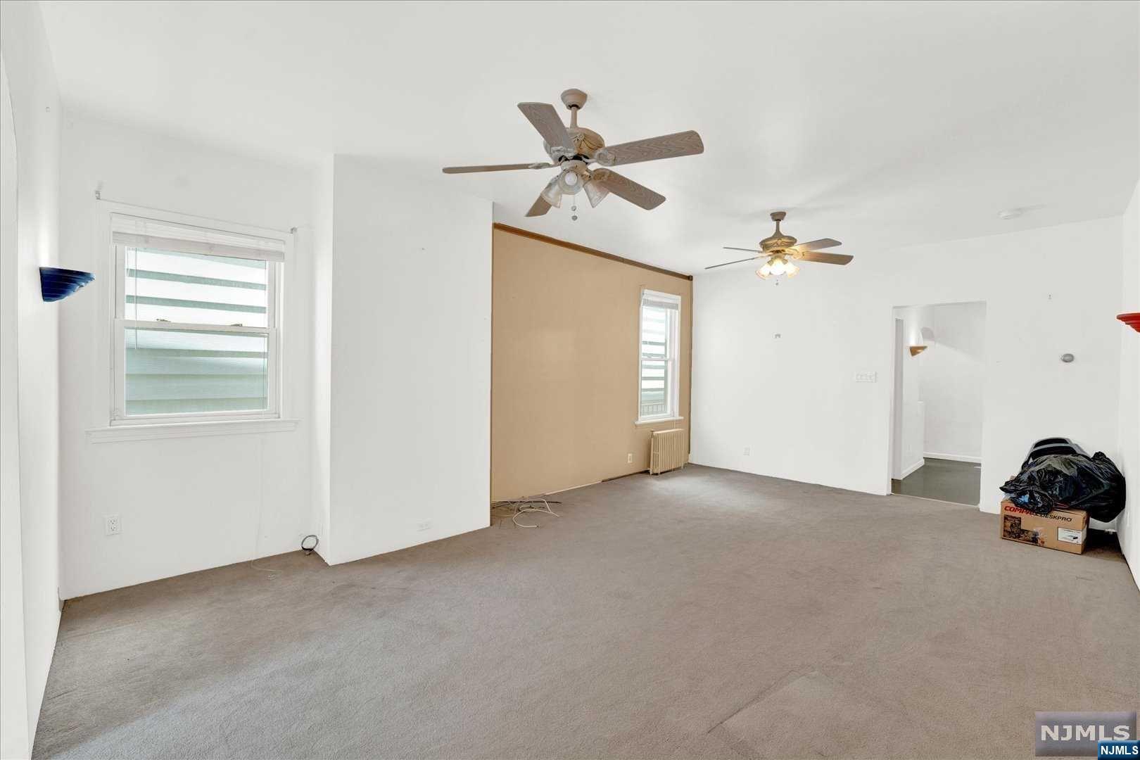 810 7th Street
