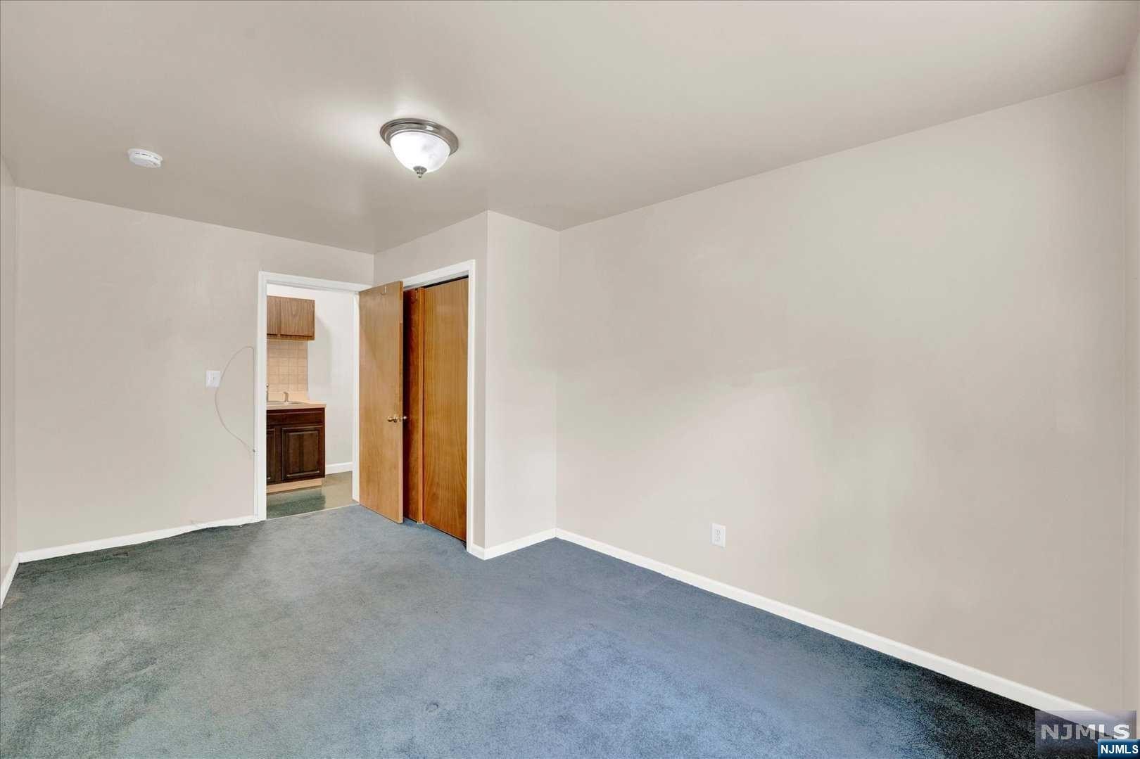 810 7th Street