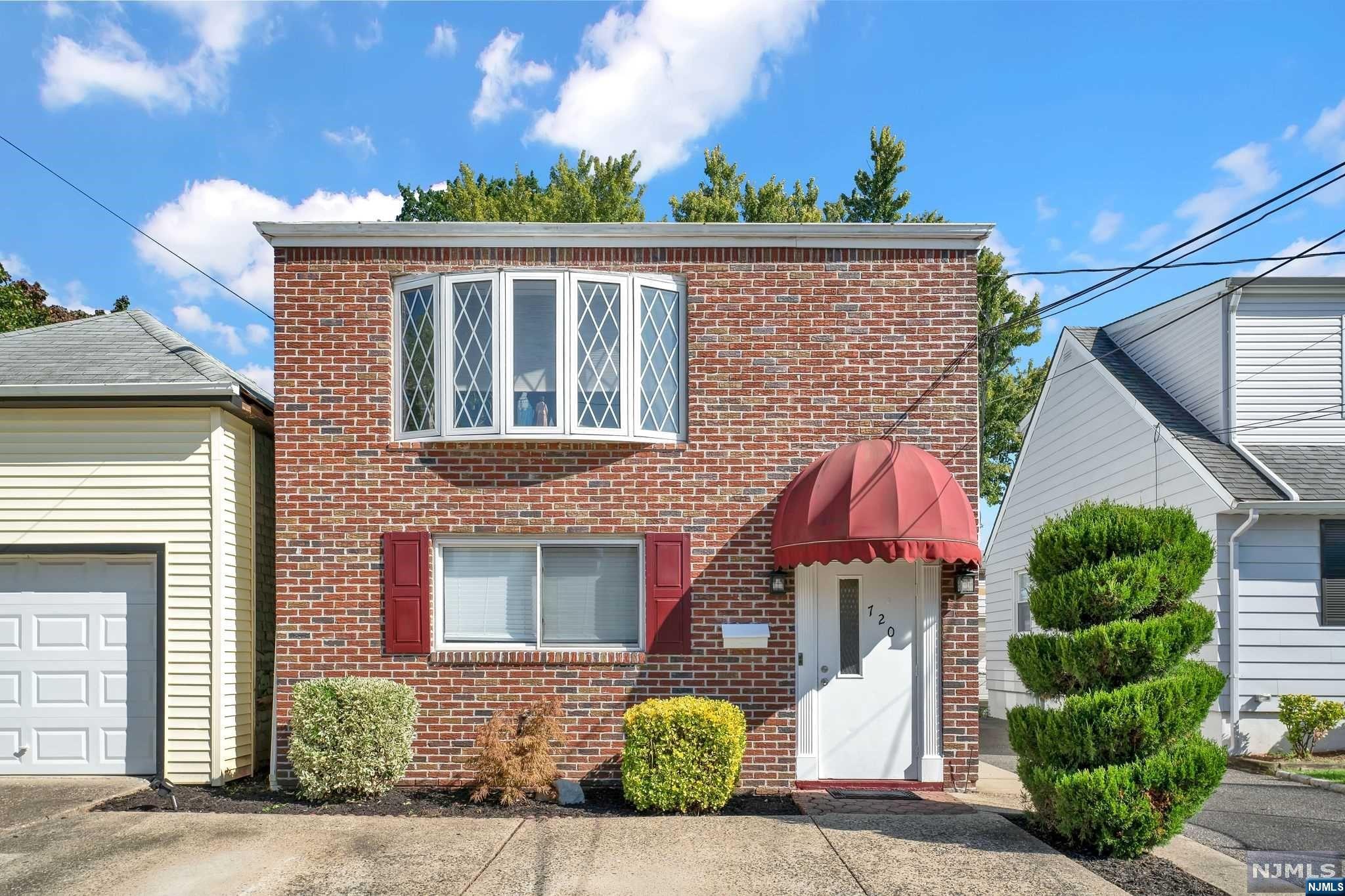720 8th Street