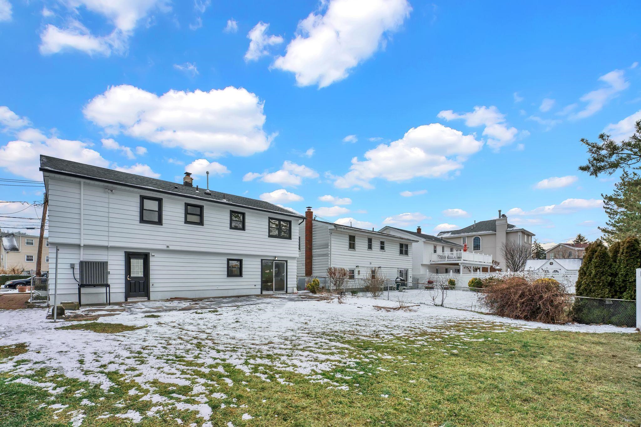 150 MEADOW LANE
