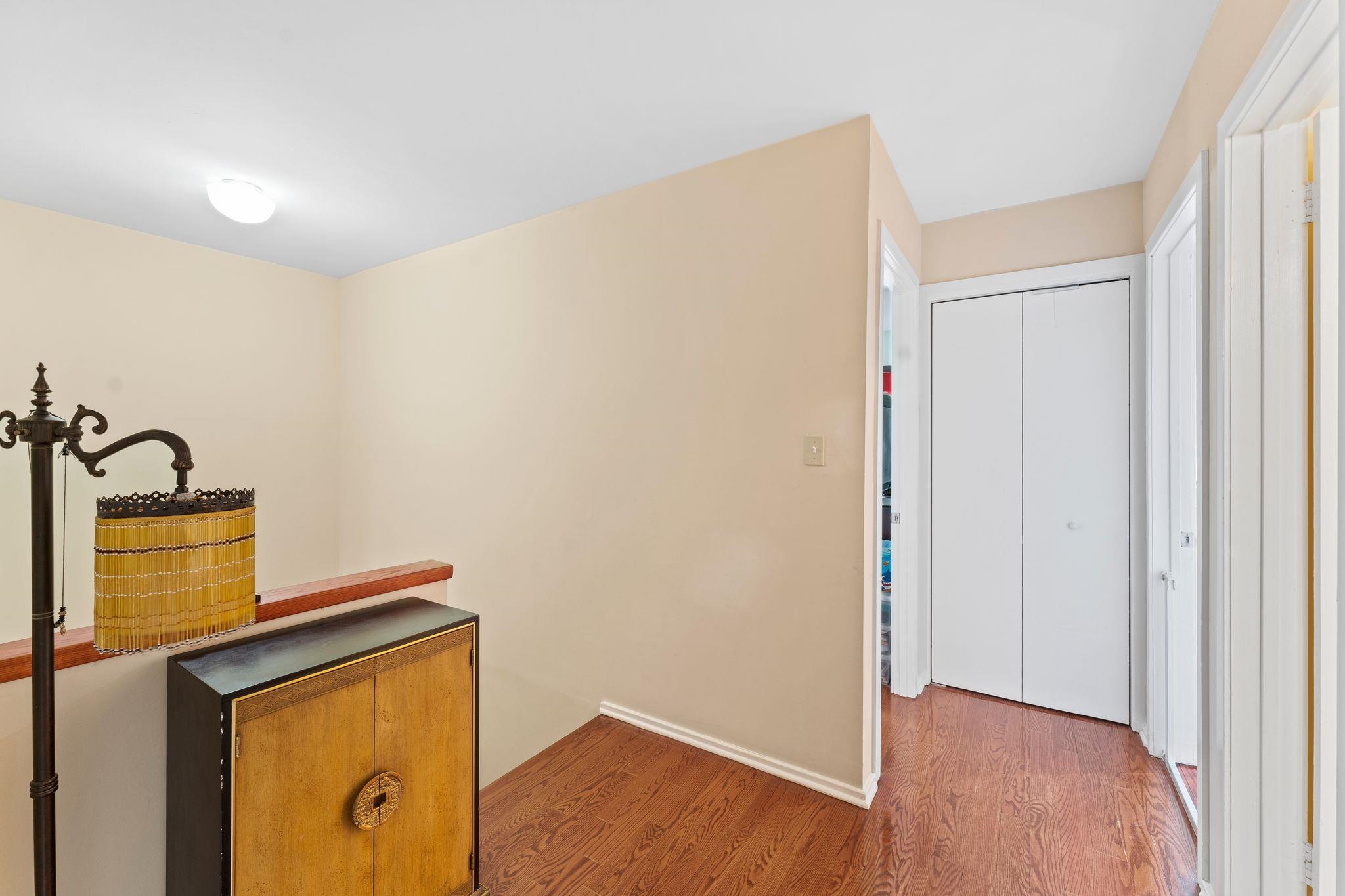 524 TEAL PLAZA