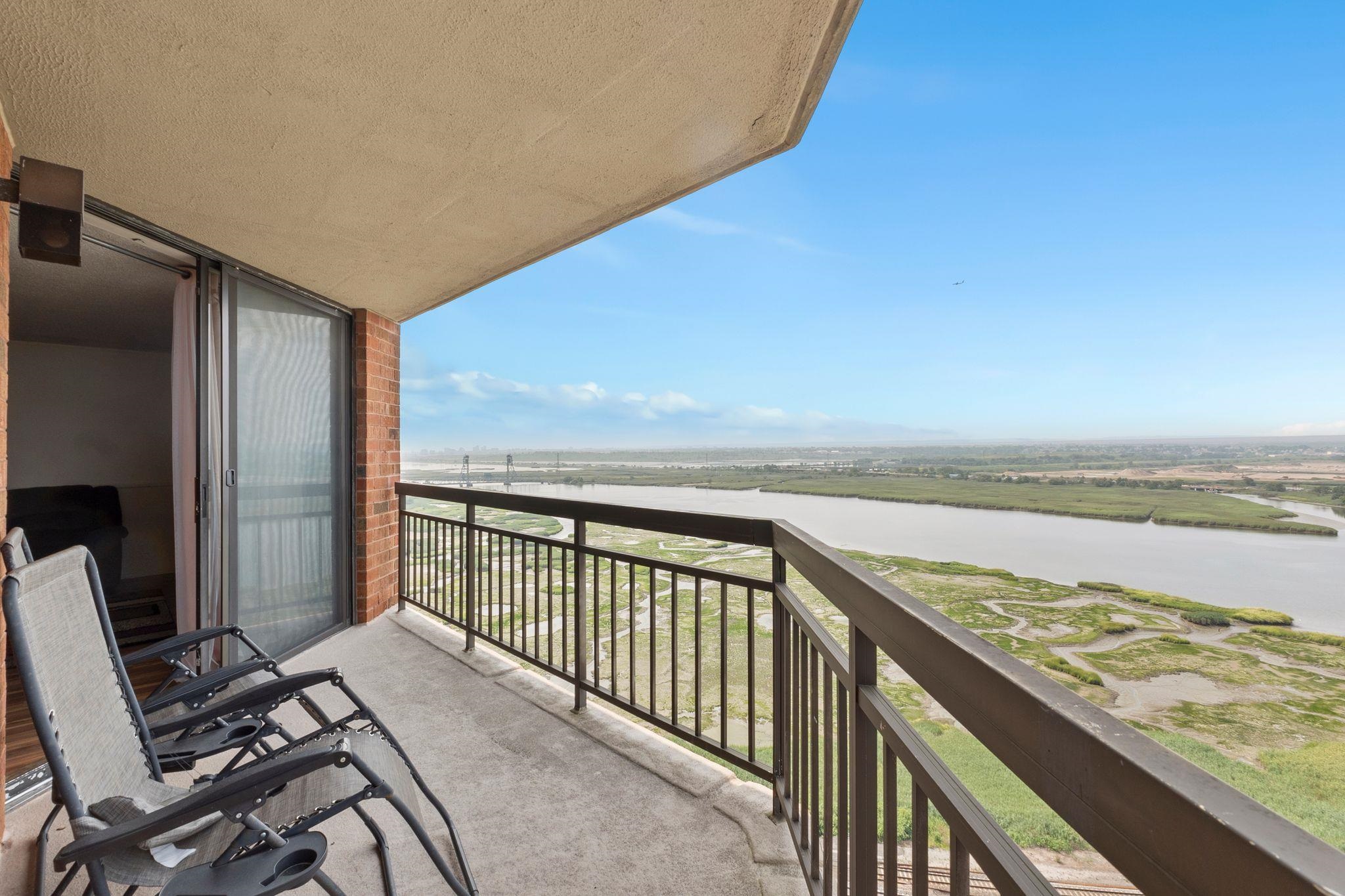 2038 HARMON COVE TOWER