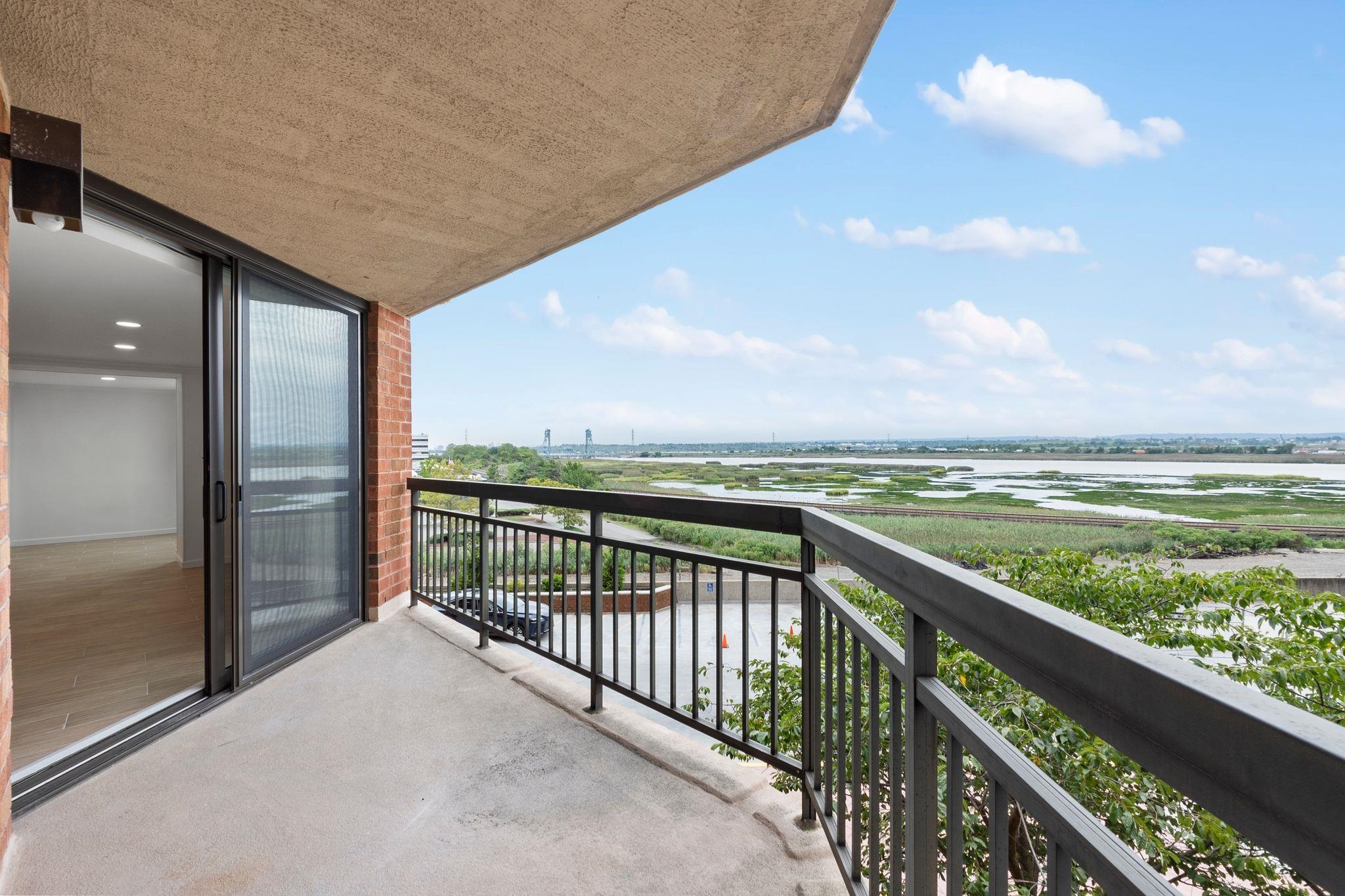 308 HARMON COVE TOWER Unit: 308