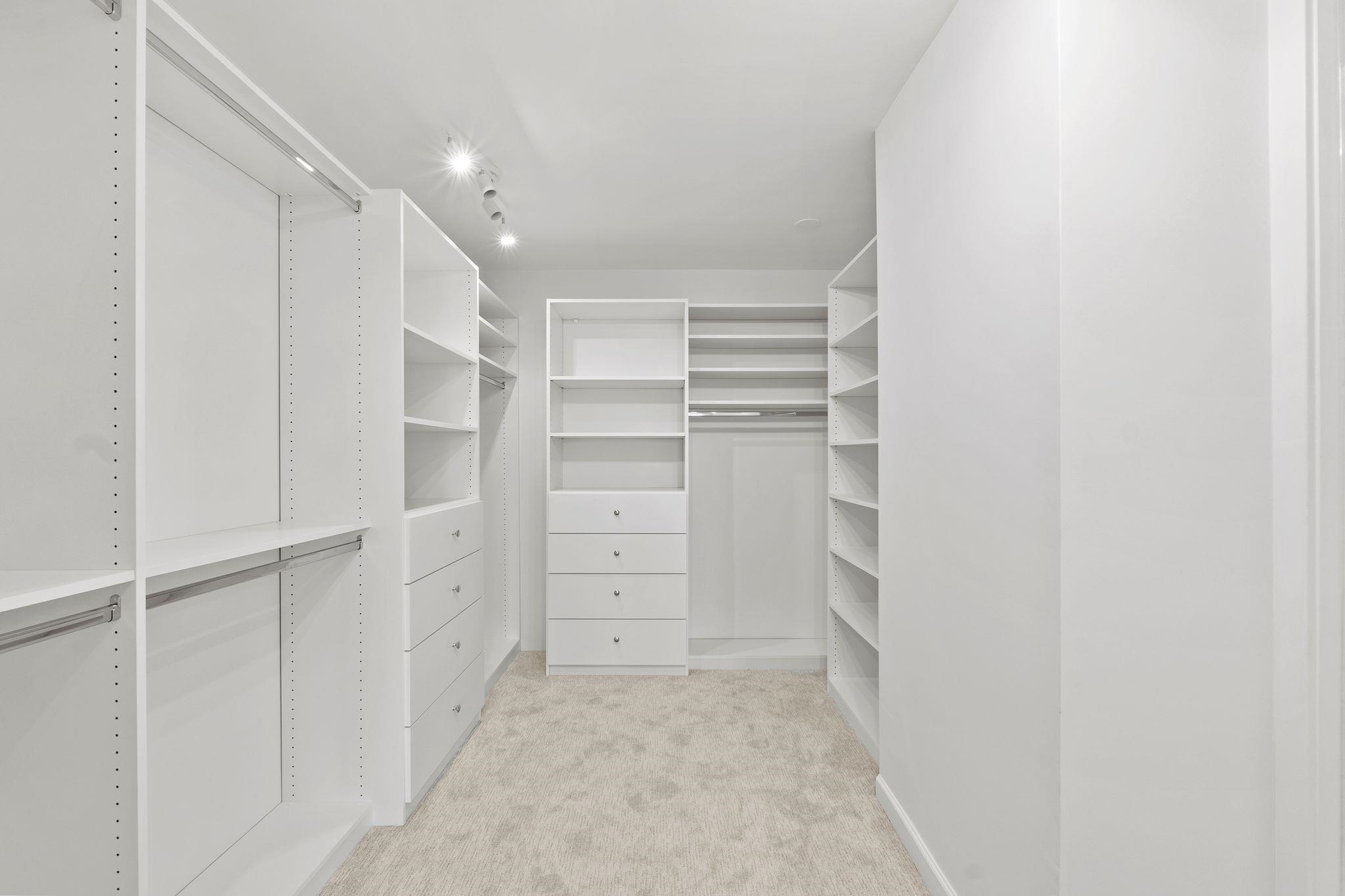 308 HARMON COVE TOWER Unit: 308