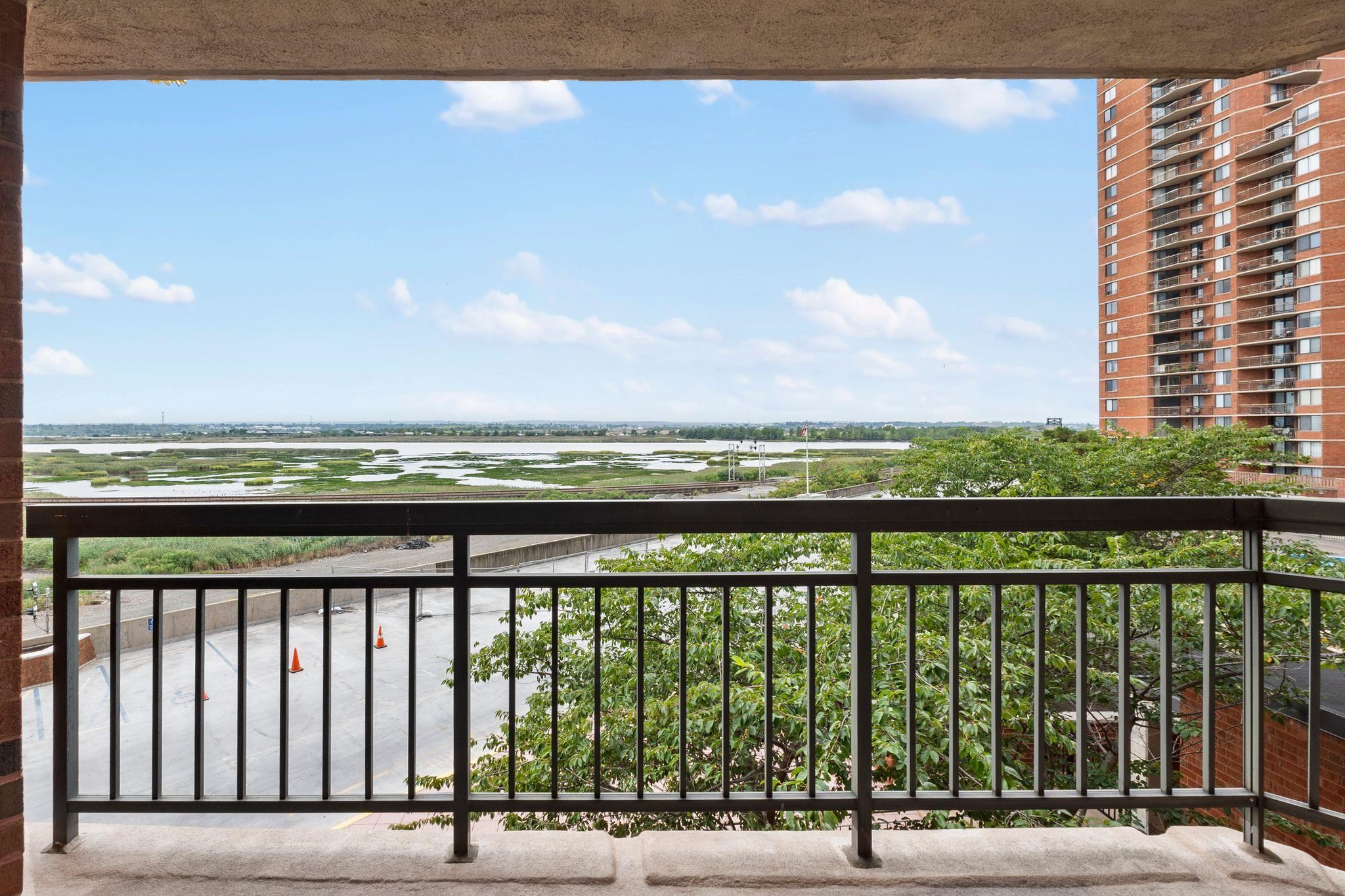 308 HARMON COVE TOWER Unit: 308
