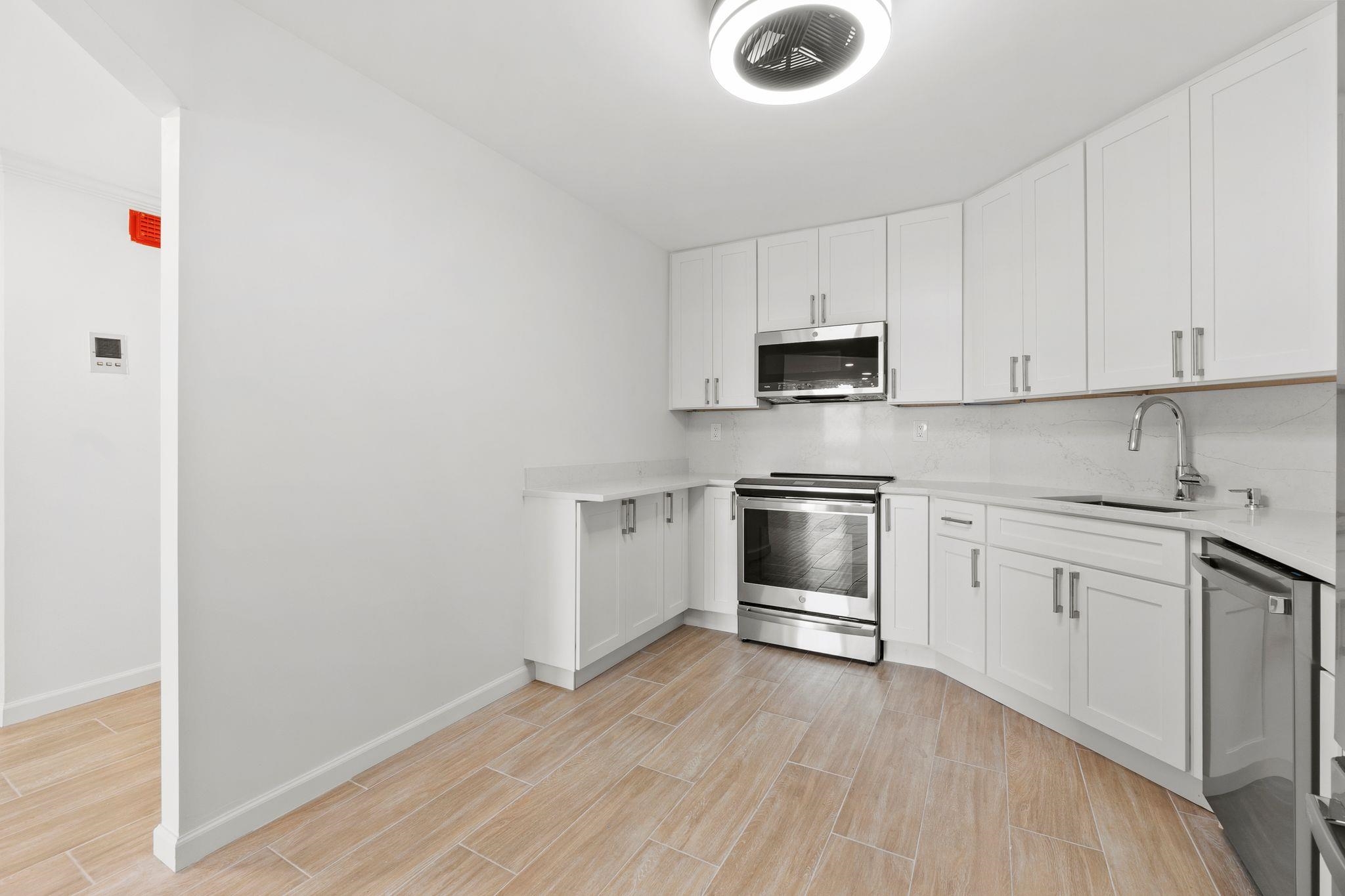 308 HARMON COVE TOWER Unit: 308
