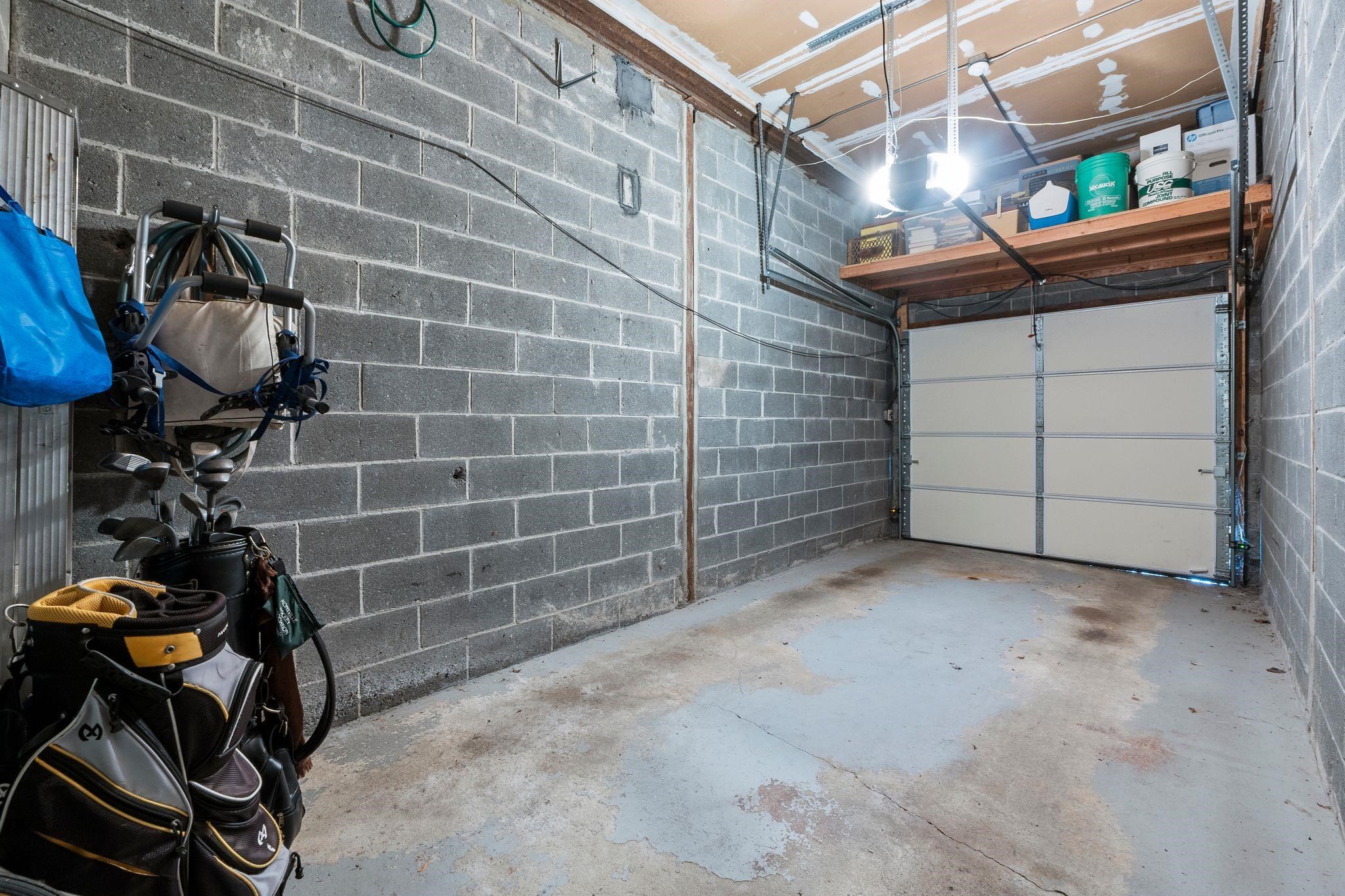 1138 FARM RD