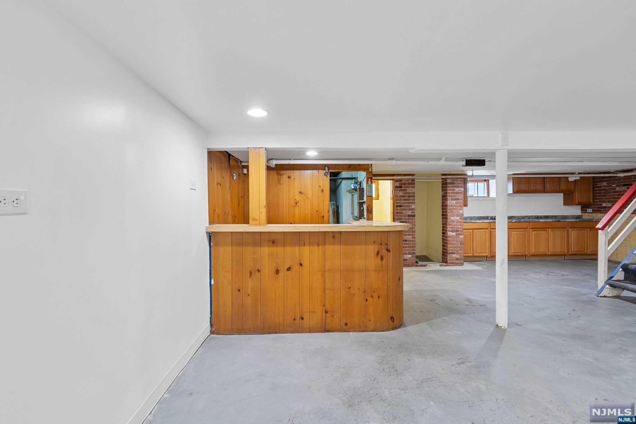 136 Melrose Avenue