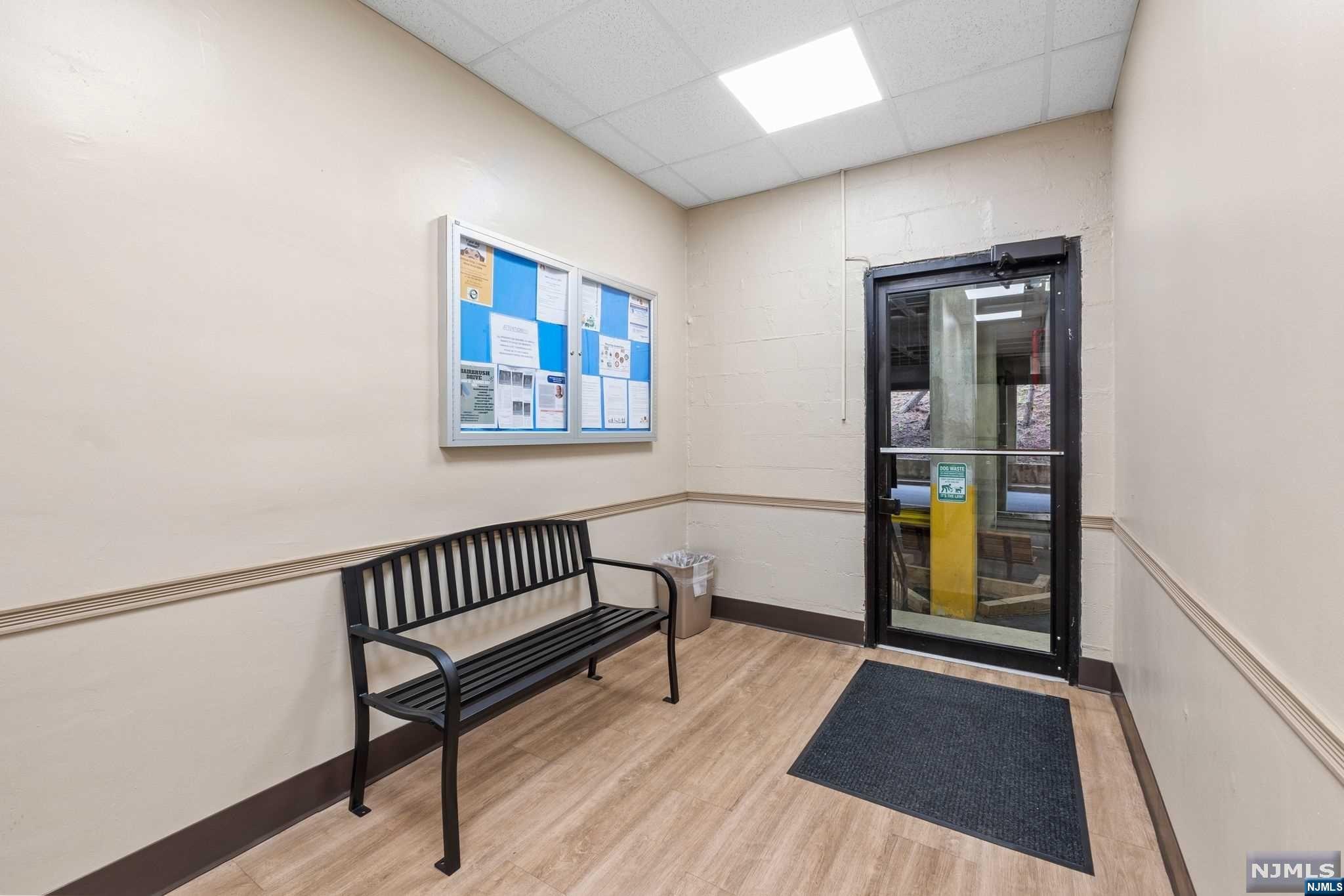 1020 Harmon Cove Tower