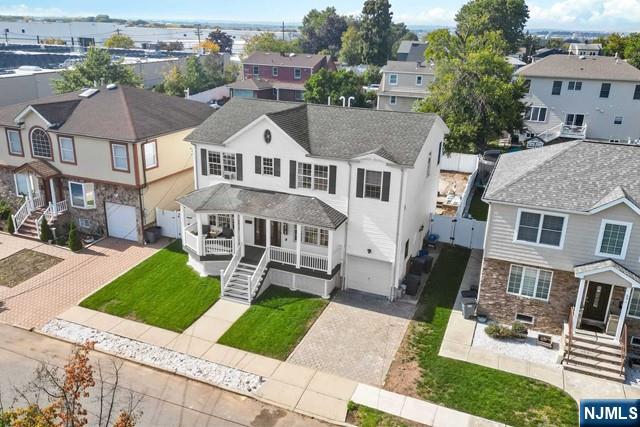 689 3rd Street