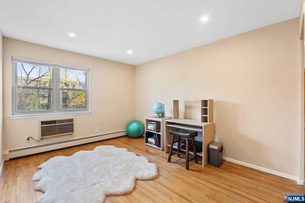 1138 Farm Road