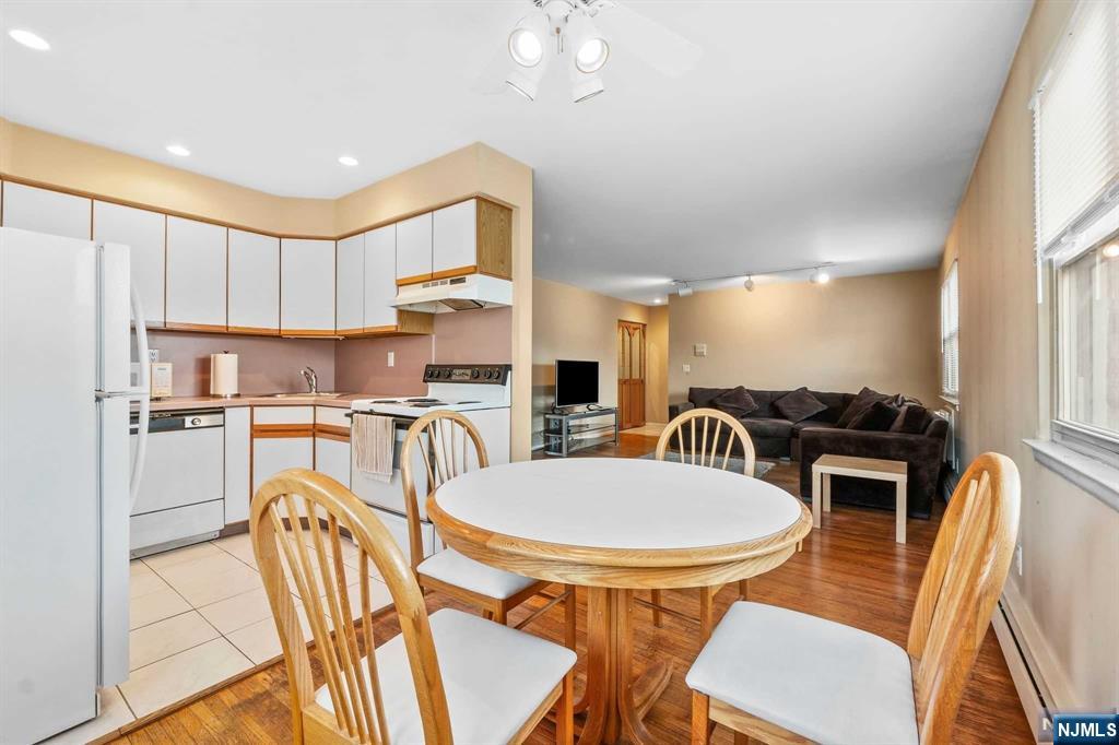 1138 Farm Road