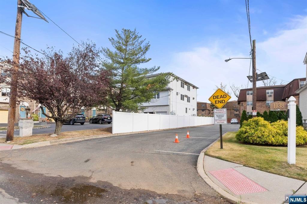 1138 Farm Road