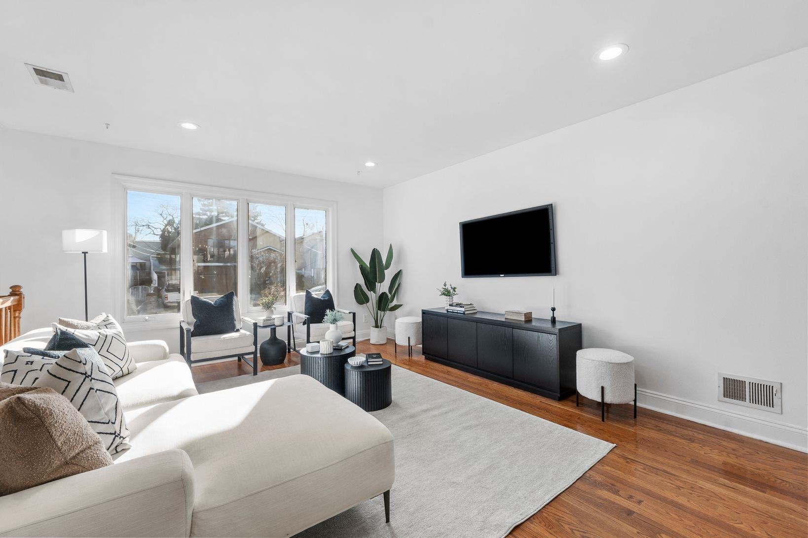 769A 9TH ST