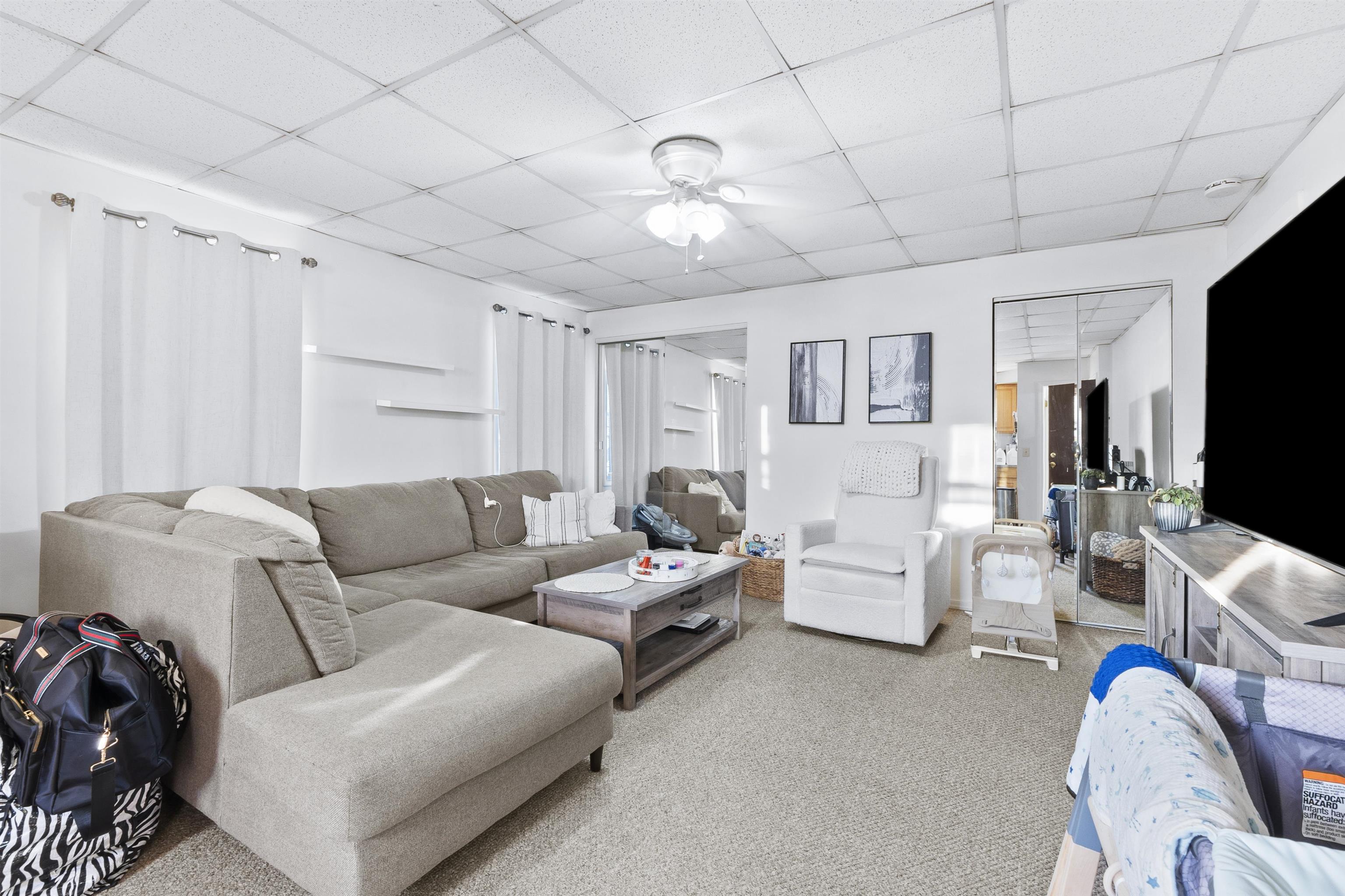 781 2ND ST Unit: 4
