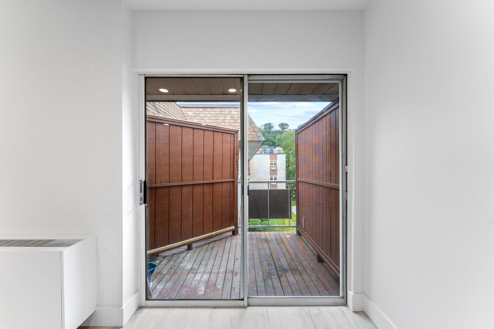 1111 RIVER RD Unit: F25