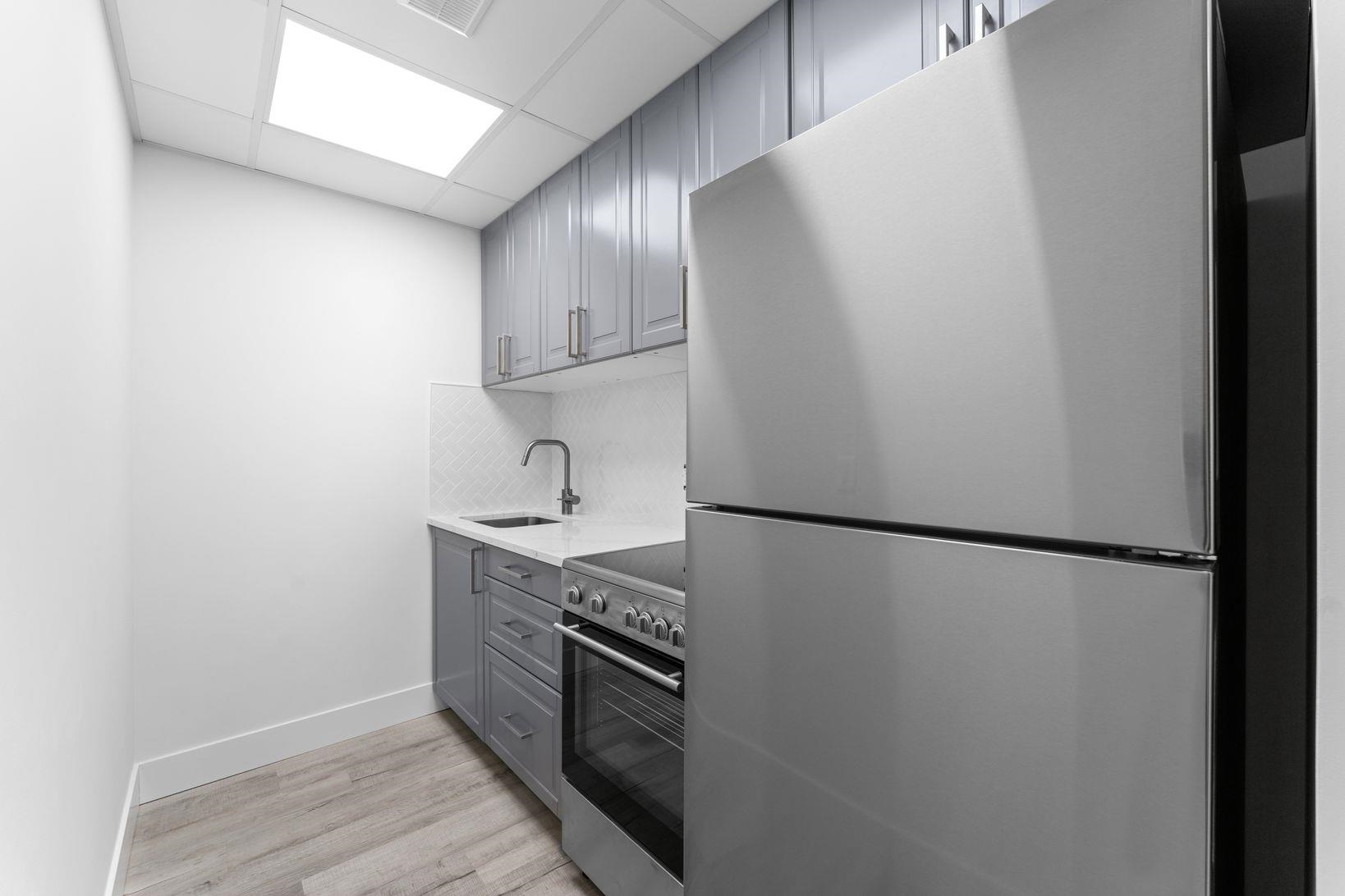 1111 RIVER RD Unit: F25