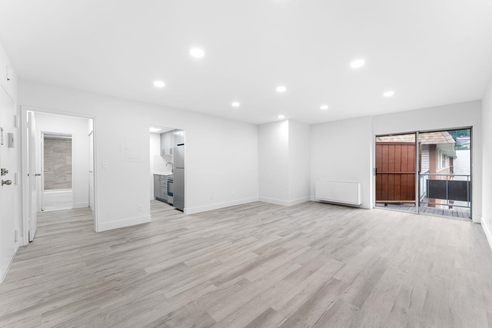 1111 RIVER RD Unit: F25