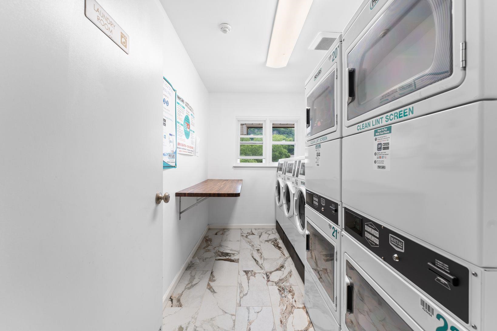 1111 RIVER RD Unit: F25