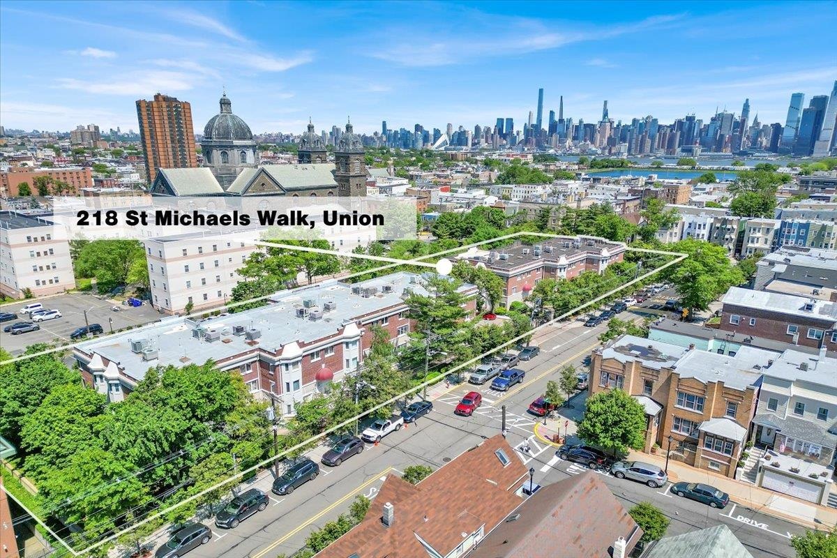 218 ST MICHAELS WALK