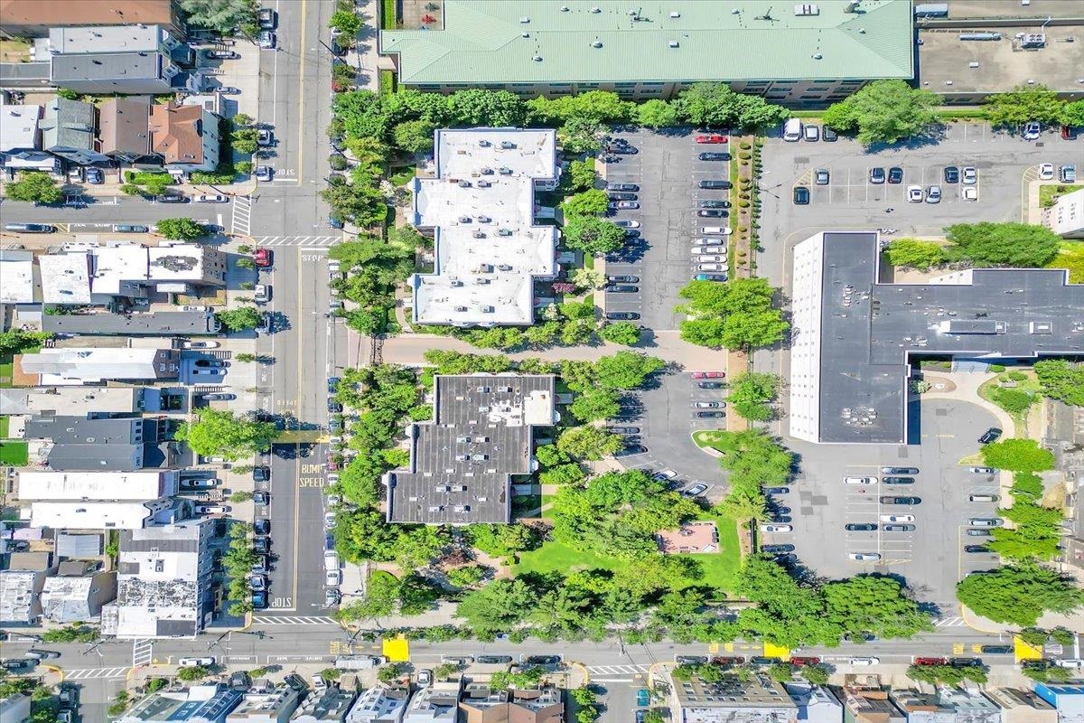 218 ST MICHAELS WALK
