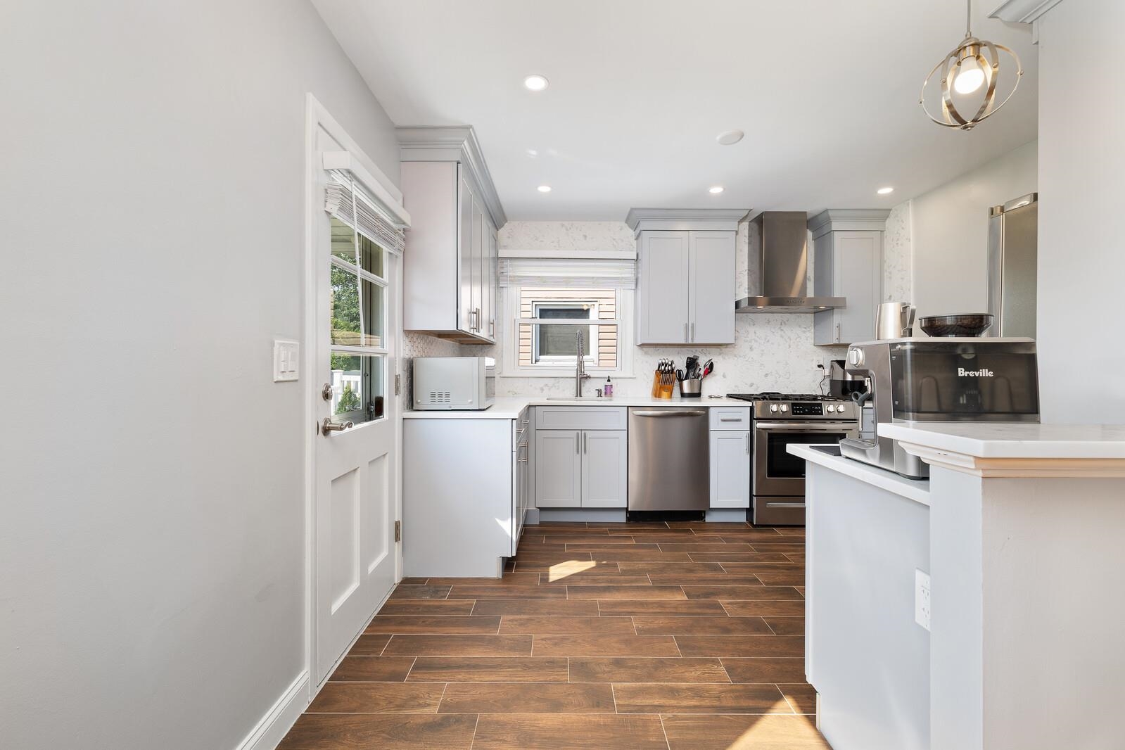 47 BLONDEL DR