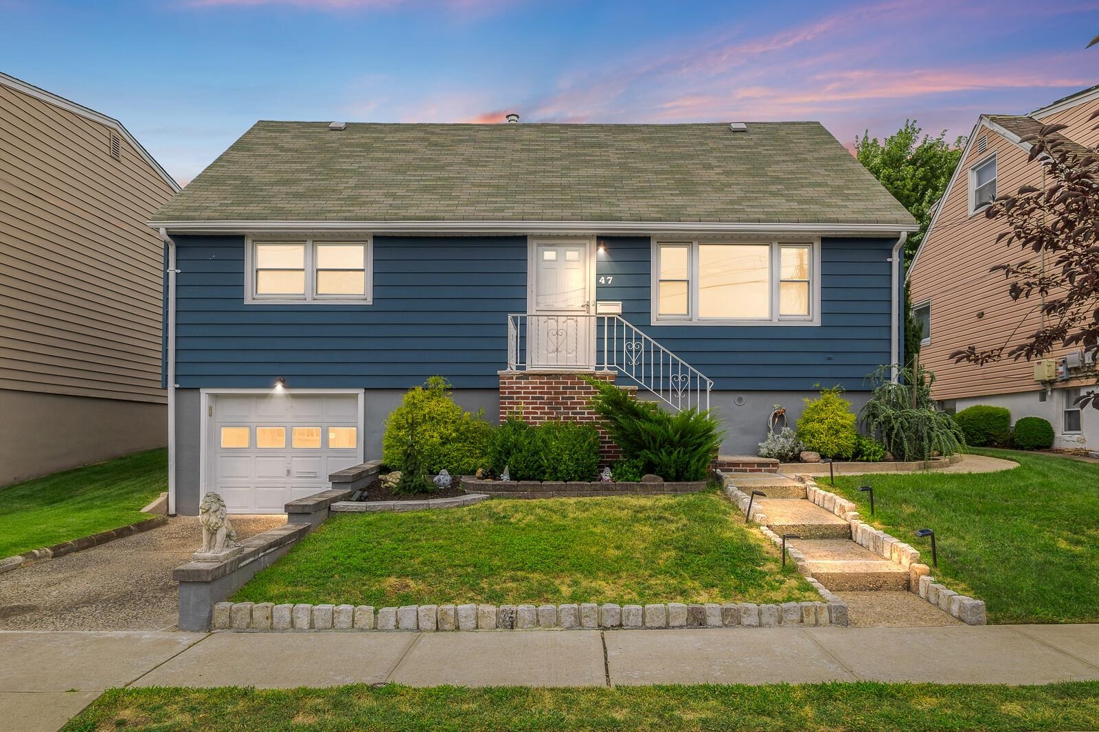 47 BLONDEL DR