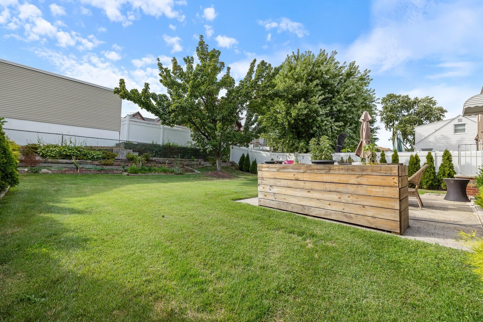47 BLONDEL DR