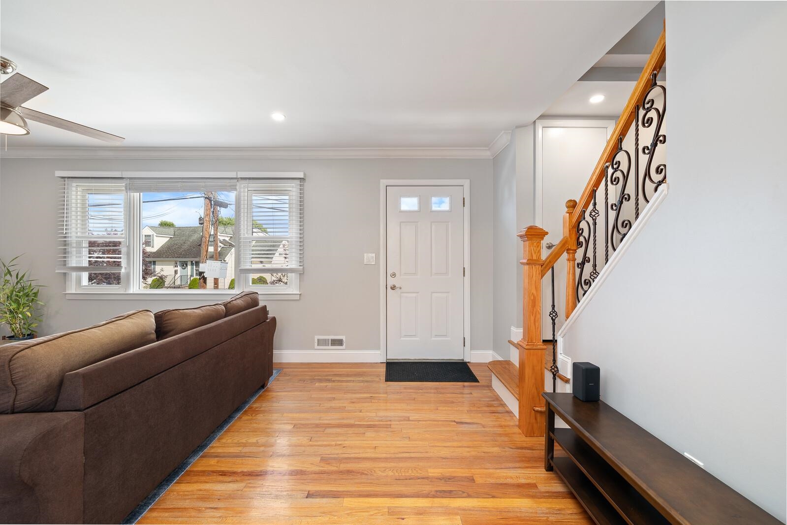 47 BLONDEL DR