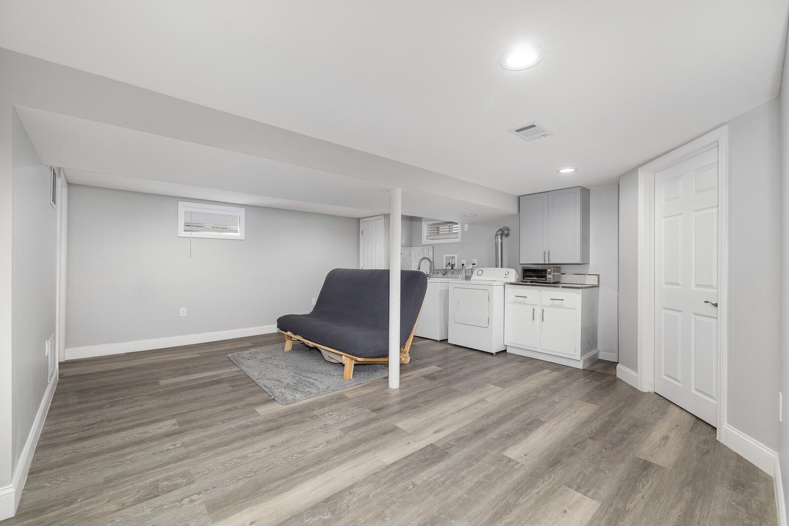 47 BLONDEL DR