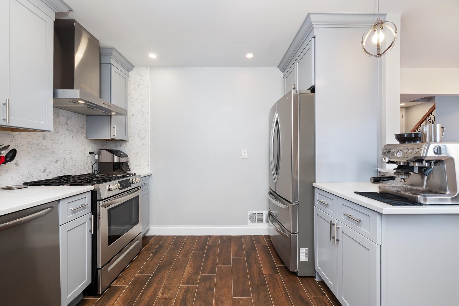47 BLONDEL DR