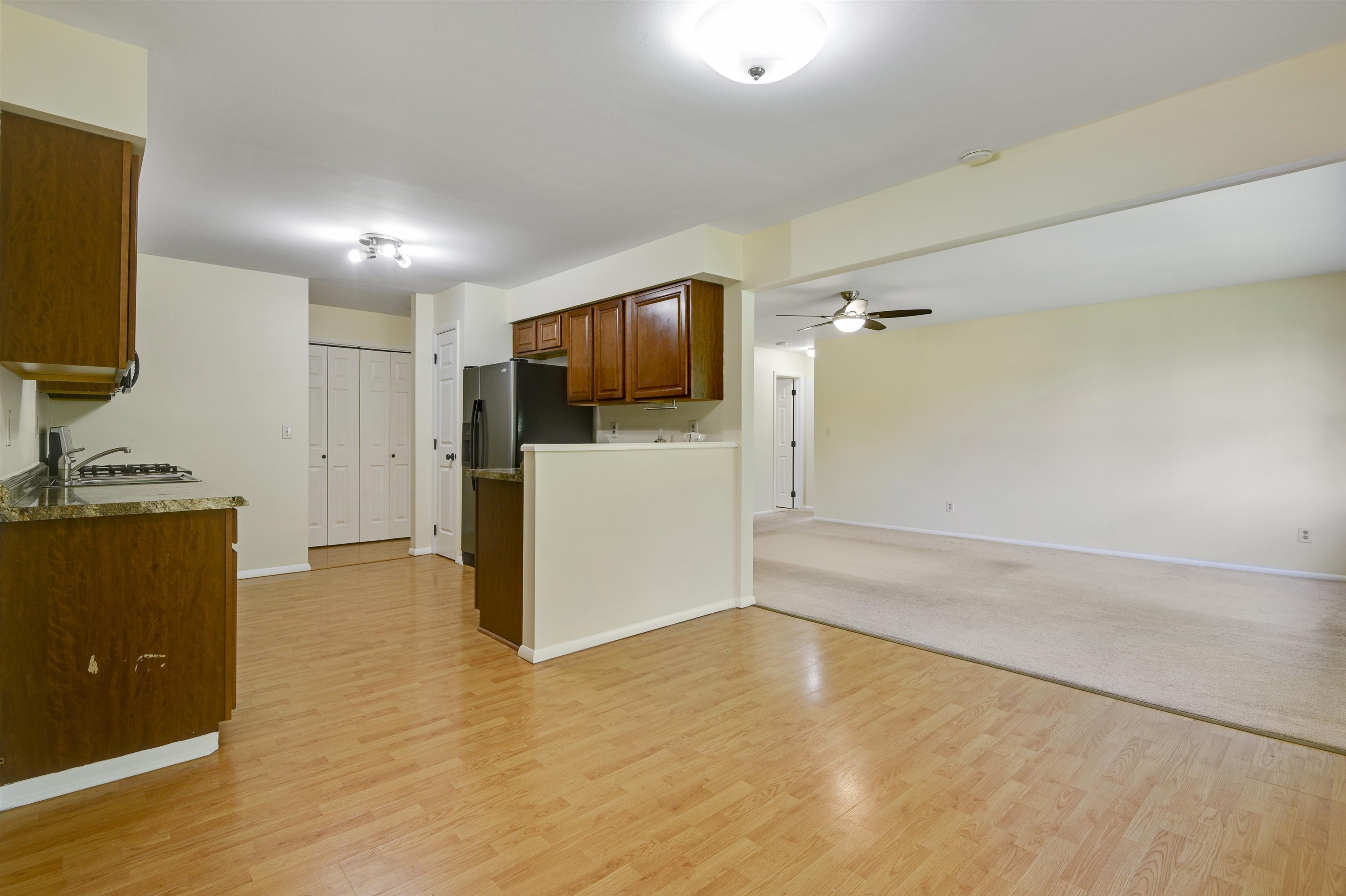 380 FRONT ST Unit: 6