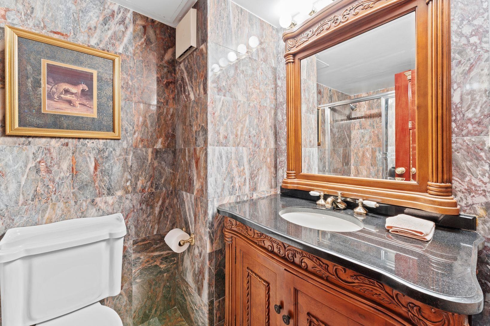 1512 PALISADE AVE Unit: 18J