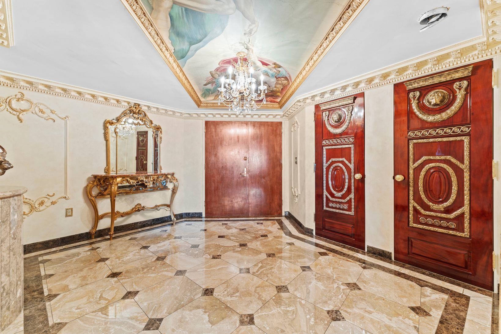 1512 PALISADE AVE Unit: 18J