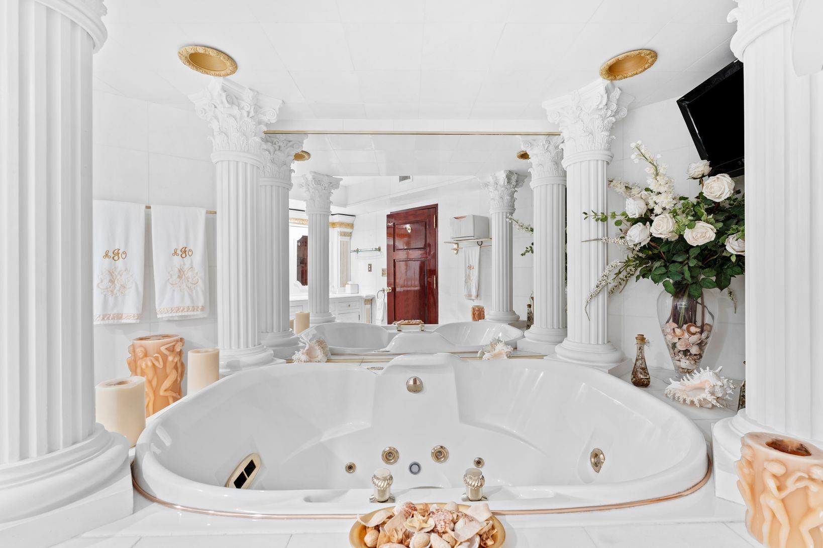 1512 PALISADE AVE Unit: 18J