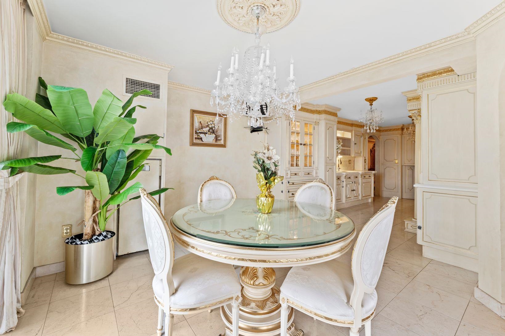 1512 PALISADE AVE Unit: 18J